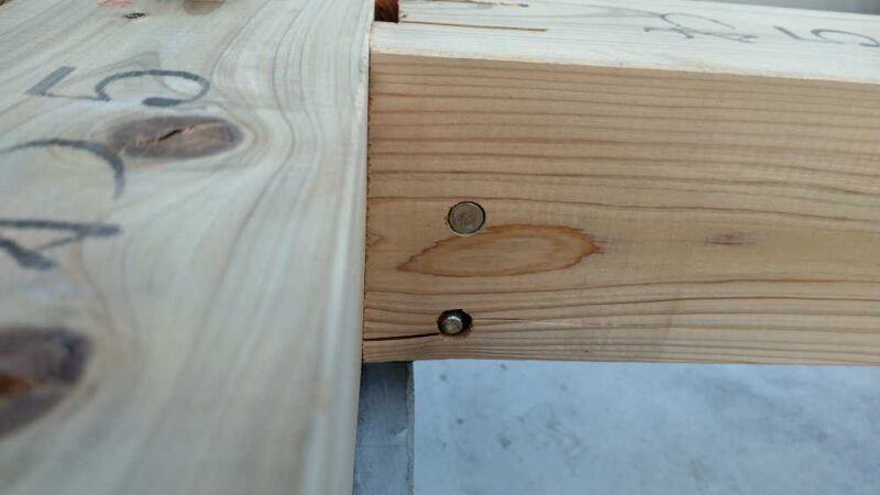 ドリフトピン打ち込み時のひび割れ