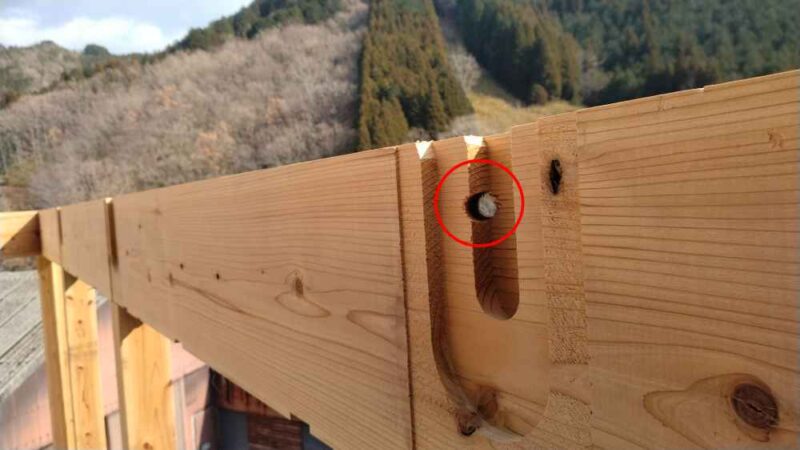プレカット在来工法のボルト引き用の穴
